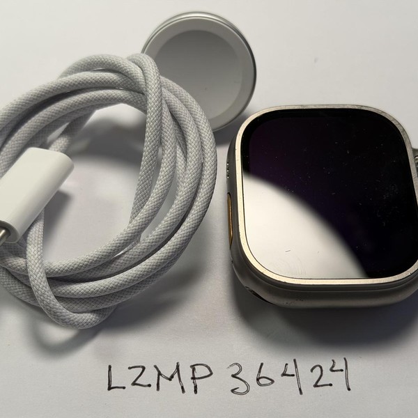 Apple Watch Ultra 49mm - Unlocked, Titanium, A2622