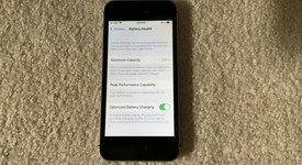 Good
													Apple iPhone SE 1st Gen 2016 - AT&T, Grey, 32 GB, A1662, photo 4 of 5