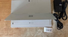 Good
													Microsoft Surface Pro 4 - 12.3 Inch - Wi-Fi, Silver, 128 GB, 4 GB, photo 4 of 4
