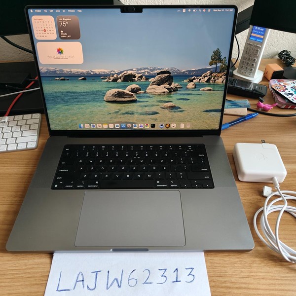 MacBook Pro 2021 - 16 inch - 1 TB, Silver, 32 GB, Apple M1 Pro 10-core