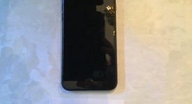 Good
													Apple iPhone 7 - TracFone, Black, 32 GB, A1660, photo 1 of 6
