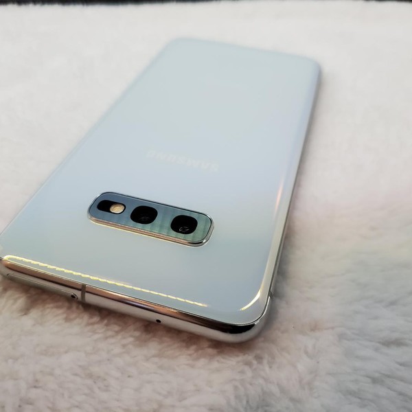 Samsung Galaxy S10e - Verizon, 256 GB, White, 8 GB, SM-G970U
