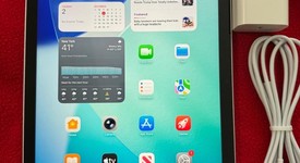 Good
													Apple iPad 10th Gen - Unlocked, Silver, 64 GB, A2757, photo 1 of 14