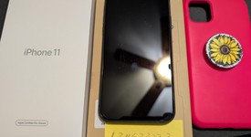 Fair
													Apple iPhone 11 - Unlocked, Black, 128 GB, A2111, photo 6 of 6