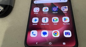 Mint
													Motorola Razr Ultra (2025) - Unlocked, PANTONE Rio Red, 512 GB, 16 GB, photo 5 of 10