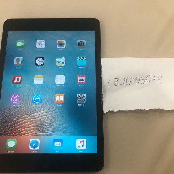 Apple iPad Mini - Wi-Fi, Black, 16 GB