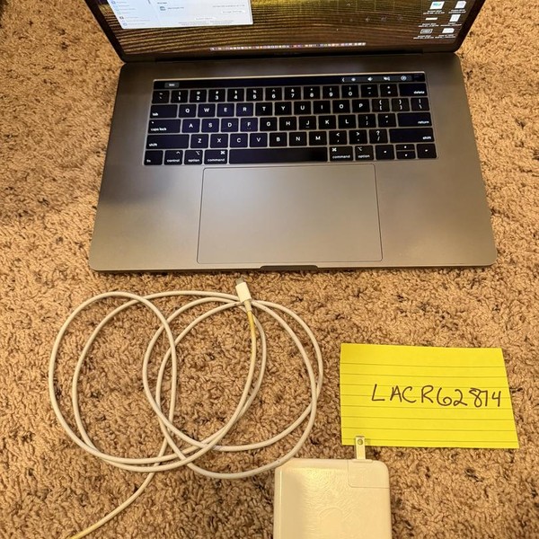 MacBook Pro 2018 (With Touch Bar) - 15 inch - 1 TB, Gray, 16 GB, Intel Core i9