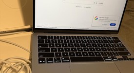 Mint
													MacBook Air 2025 (M4) - 13" - Apple M4, Sky Blue, 256 GB, 16 GB, photo 2 of 9