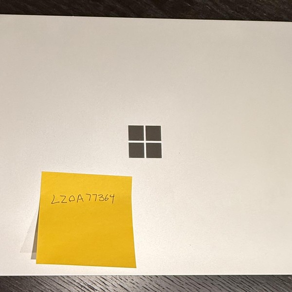 Microsoft Surface Laptop 2 - 128 GB, Platinum, 8 GB, Intel Core i5