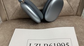 Used
													Apple AirPods Max USB-C - Blue, photo 1 of 9