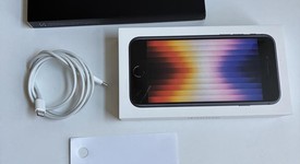 Good
													Apple iPhone SE 3rd Gen 2022 - Verizon, Midnight, 64 GB, A2595, photo 3 of 3