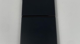 Good
													Samsung Galaxy Z Flip4 5G - Unlocked, Graphite, 128 GB, 8 GB, SM-F721U1, photo 3 of 7
