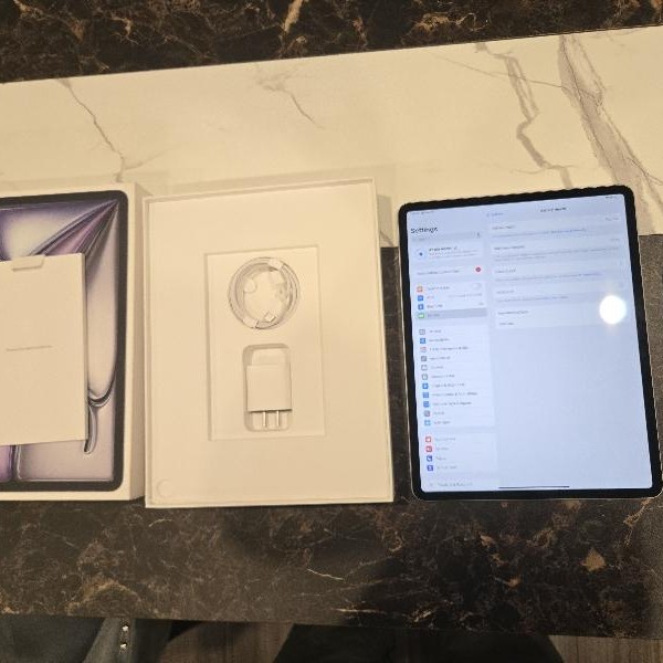 Apple iPad Air 13 inch (M3) 2025 - Wi-Fi, 128 GB, Gray