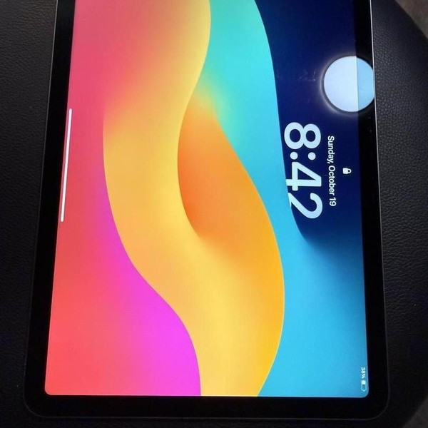 Apple iPad Air 5th Gen - Wi-Fi, 64 GB, Gray, A2588