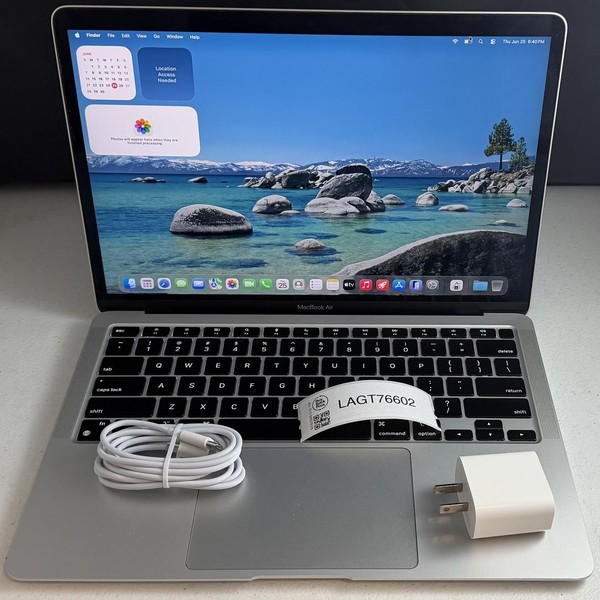 MacBook Air 2020 - 13 inch - 256 GB, Silver, 8 GB, Apple M1