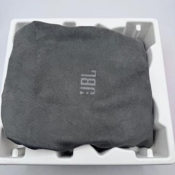 JBL Live 675NC - Black