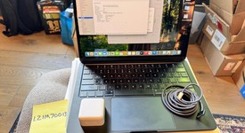 Good
													MacBook Air 2022 - 13" - Apple M2, Midnight, 512 GB, 8 GB, photo 1 of 11