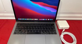 Good
													MacBook Air 2019 - 13" - I5, Gray, 256 GB, 16 GB, photo 1 of 10