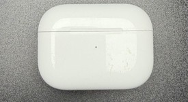 Used
													Apple AirPods Pro 2 - Lightning, photo 2 of 6