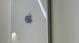 Mint
													Apple iPhone 11 - Boost, White, 64 GB, A2111, photo 5 of 6