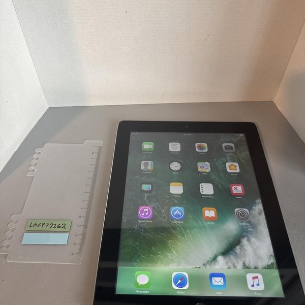 Apple iPad 4 - Wi-Fi, 32 GB, Black, A1458