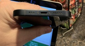 Good
													Apple iPhone 13 - Unlocked, Midnight, 128 GB, A2482, photo 4 of 6