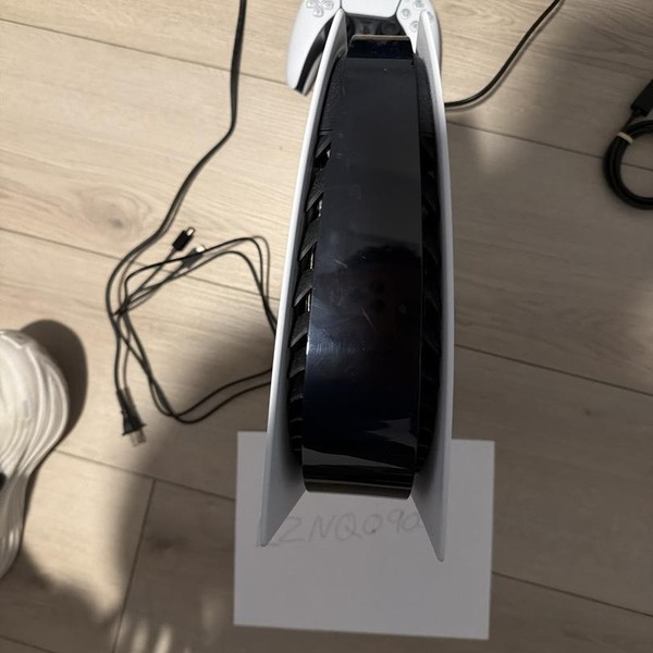 PlayStation 5 Digital Edition (2020) - White, 825 GB, Digital Edition