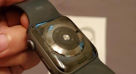 Mint
													Apple Watch Series 4 44mm - Gray, A1978 - GPS, Aluminum, photo 4 of 5