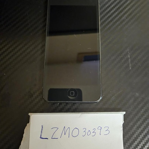 Apple iPod Touch 6th Gen - Wi-Fi, 32 GB, Gray