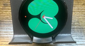 Good
													Samsung Galaxy Watch4 - Unlocked, Black, 40mm, photo 1 of 6