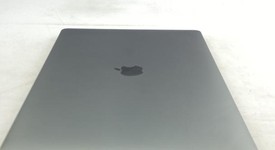 Good
													MacBook Pro 2018 (With Touch Bar) - 15" - I7, Gray, 256 GB, 16 GB, photo 4 of 6