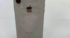 Fair
													Apple iPhone Xs - Unlocked, Silver, 64 GB, A1920, photo 2 of 9