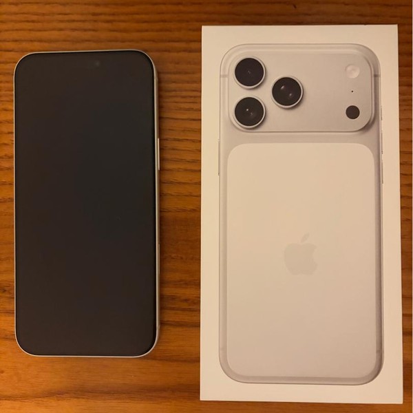 Apple iPhone 17 Pro Max - Unlocked, 512 GB, Silver, A3257