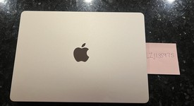 Good
													MacBook Air 2025 (M4) - 13" - Apple M4, Starlight, 256 GB, 16 GB, photo 4 of 8