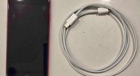 Good
													Apple iPhone SE 3rd Gen 2022 - Unlocked, Red, 64 GB, A2595, photo 3 of 8