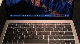 Good
													MacBook Pro 2016 (No Touch Bar) - 13" - Gray, 256 GB, 8 GB, photo 1 of 6