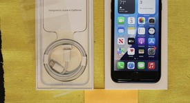 Mint
													Apple iPhone SE 3rd Gen 2022 - Unlocked, Midnight, 64 GB, A2595, photo 1 of 12