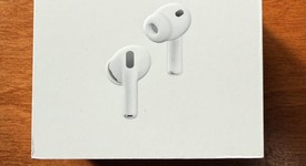 New
													Apple AirPods Pro 3, photo 2 of 4