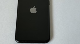 Good
													Apple iPhone SE 2nd Gen 2020 - Unlocked, Black, 64 GB, A2275, photo 3 of 9
