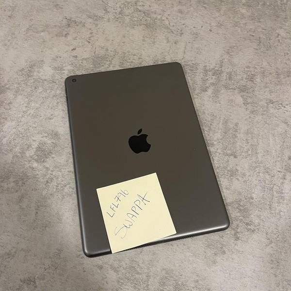 Apple iPad (9th Gen) - Wi-Fi, 64 GB, Gray, A2602