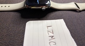 Good
													Apple Watch Series 10 46mm - Unlocked, Natural, A3003 - Cellular, Titanium, photo 5 of 7