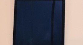 Good
													Apple iPad Air 2 - Unlocked, Gray, 16 GB, photo 2 of 3