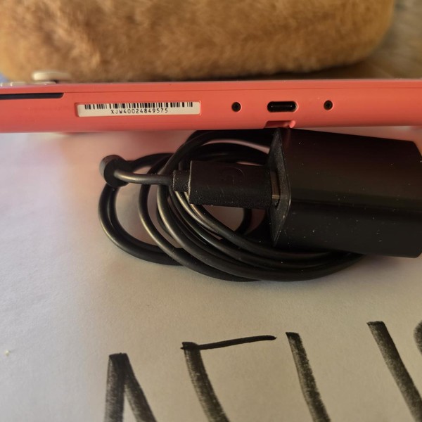 Nintendo Switch Lite - Coral