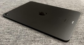 Mint
													Apple iPad Air 13" (M2) 2024 - Unlocked, Gray, 512 GB, A2899, photo 5 of 6