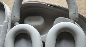 Used
													Sony WH-1000XM5 - Silver, photo 2 of 4