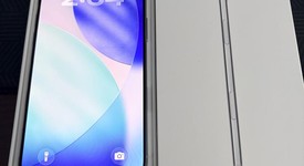 Mint
													Apple iPhone Air - Unlocked, Cloud White, 256 GB, A3260, photo 4 of 12