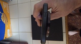 Mint
													Vivo X200 Ultra - Unlocked Non-US, Red, 256 GB, 12 GB, photo 2 of 7