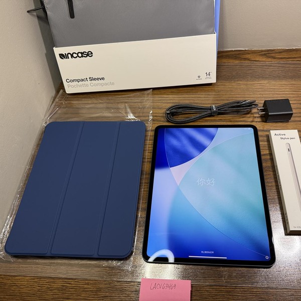 Apple iPad Pro 13 inch (M4) 2024 - Wi-Fi, 1 TB, Black, 16 GB, A2925, Standard Glass