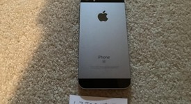 Good
													Apple iPhone SE 1st Gen 2016 - TracFone, Grey, 32 GB, A1662, photo 5 of 5