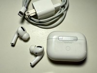 Apple AirPods Pro 1st Gen